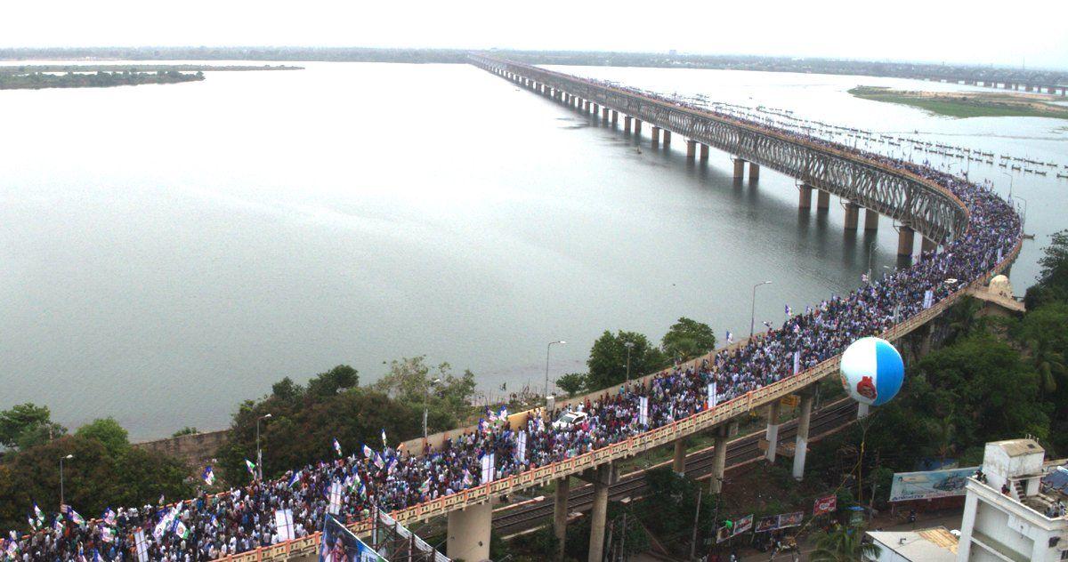 YS Jagan's Praja Sankalpa Yatra Day 187 Photos