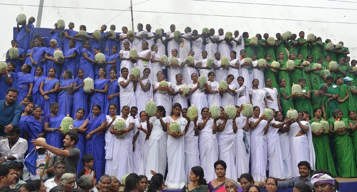 YS Jagan's Praja Sankalpa Yatra Day 187 Photos