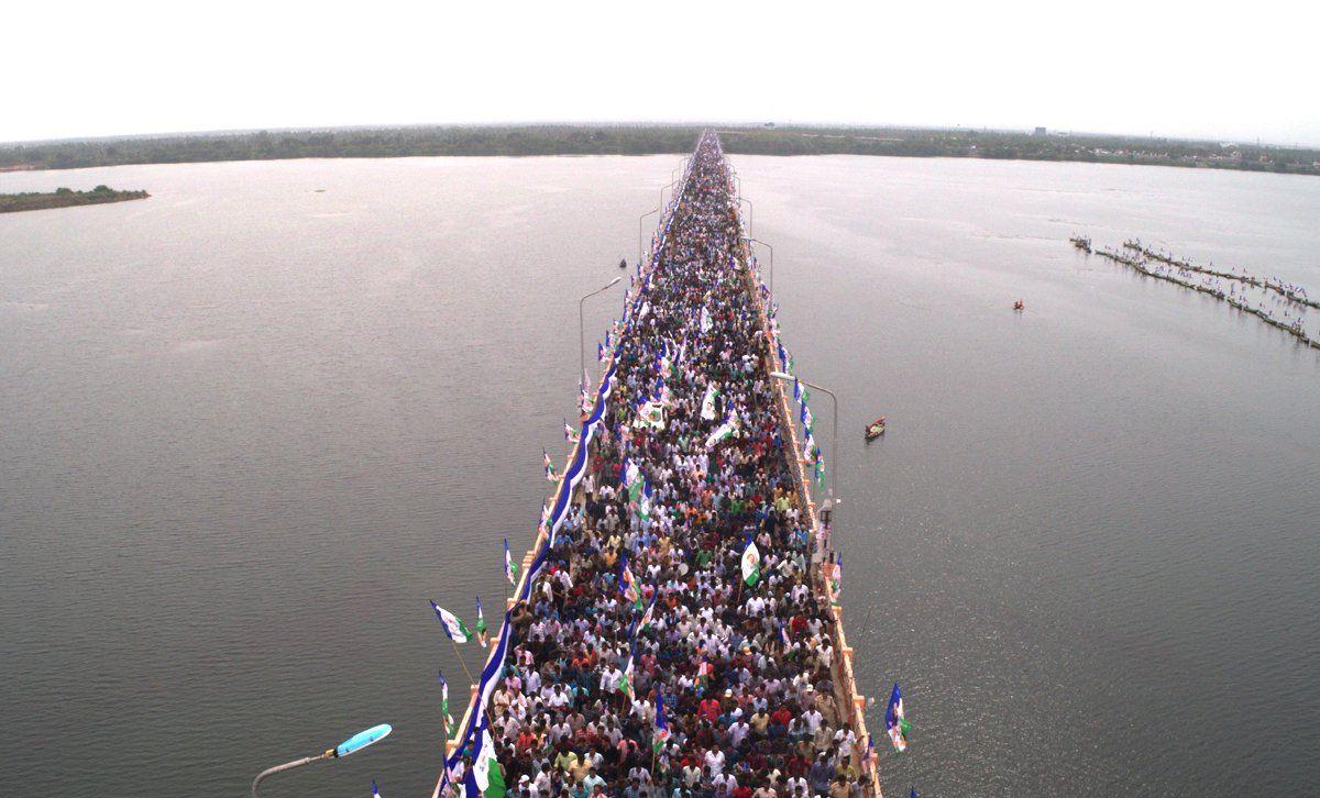 YS Jagan's Praja Sankalpa Yatra Day 187 Photos