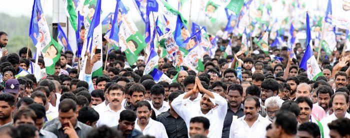 YS Jagan's Praja Sankalpa Yatra Day 187 Photos