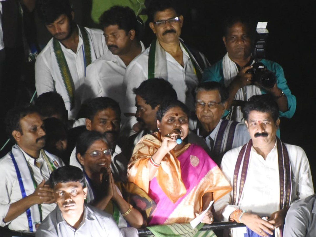 YS Vijayamma Public Meeting at Chodavaram Photos