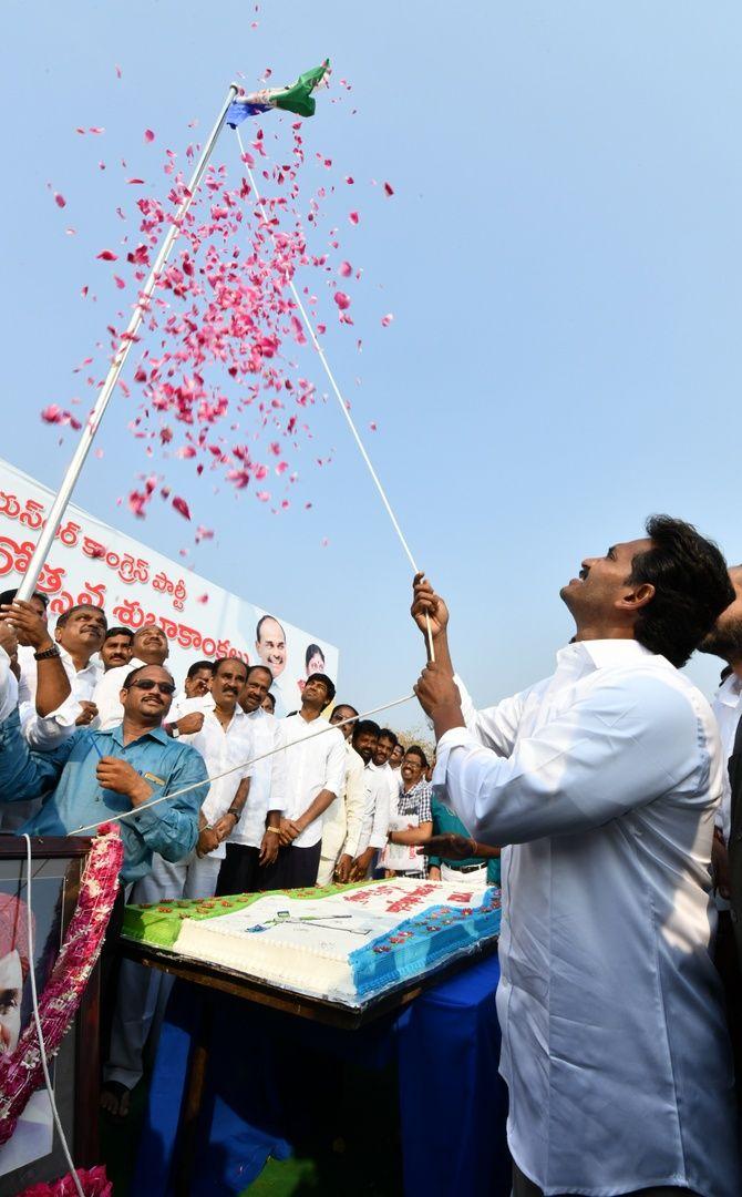 YSRCP Foundation Day Celebrations Photos