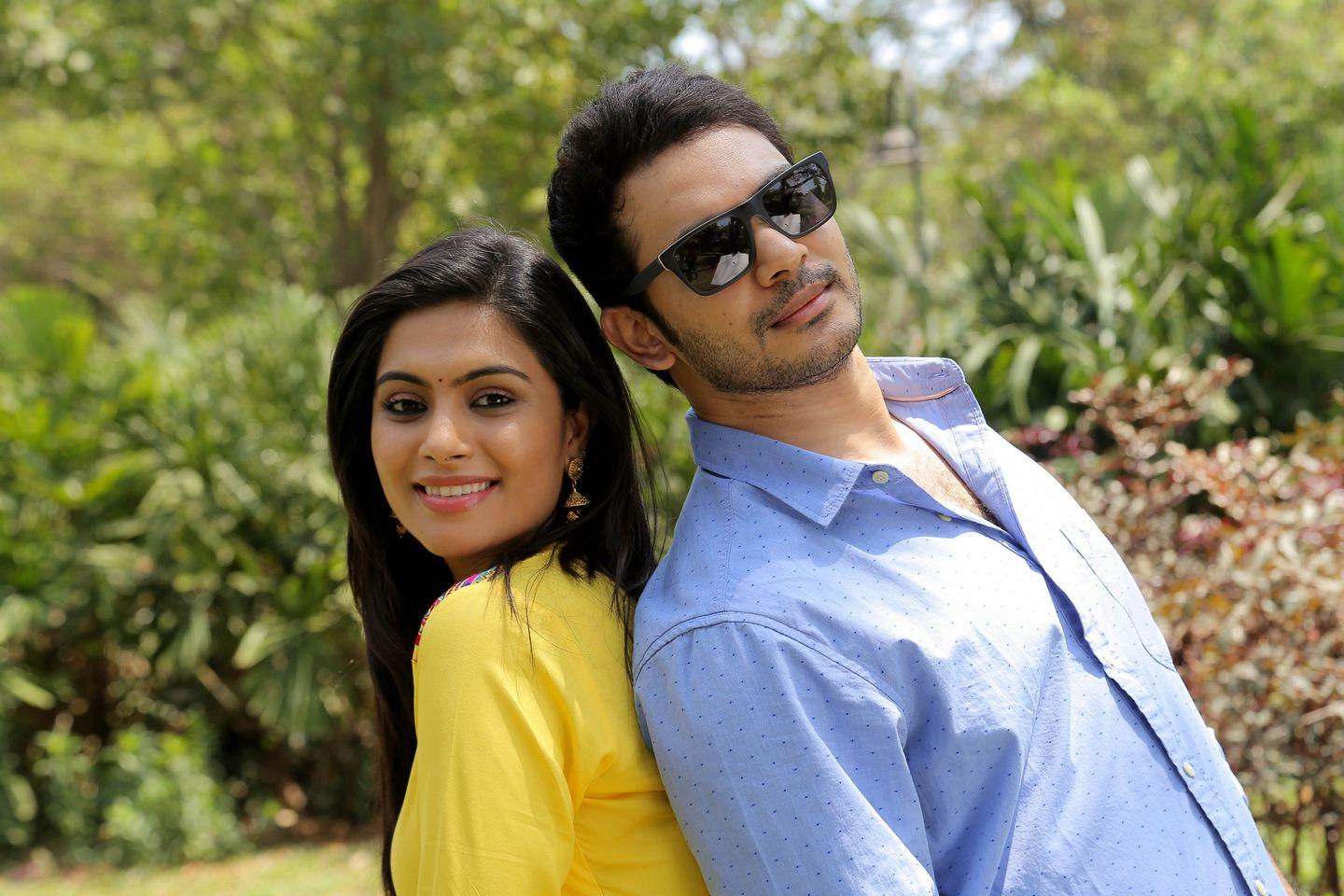 Aalukku Paathi 50 50 Movie Stills