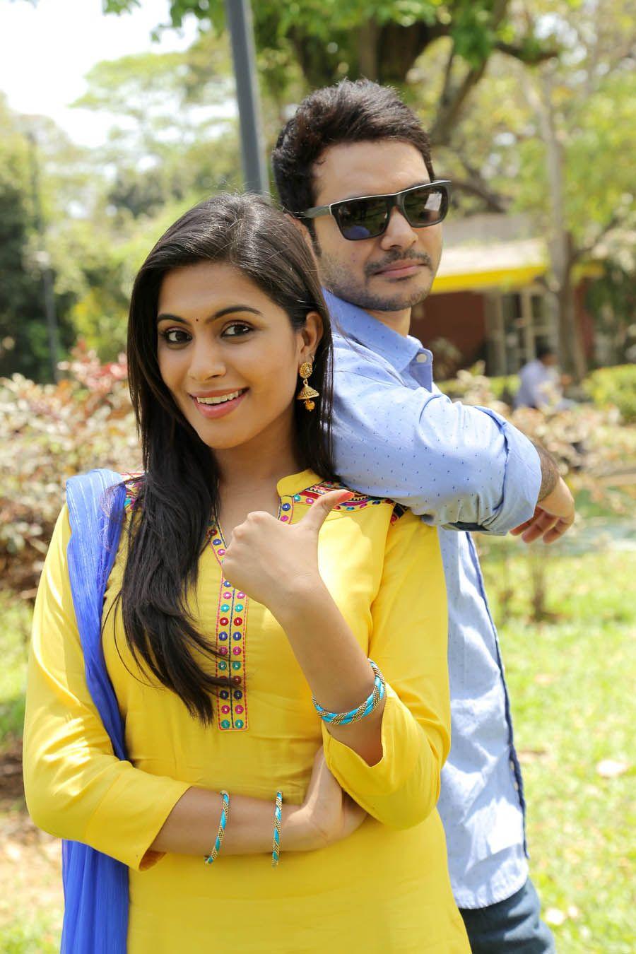 Aalukku Paathi 50 50 Movie Stills