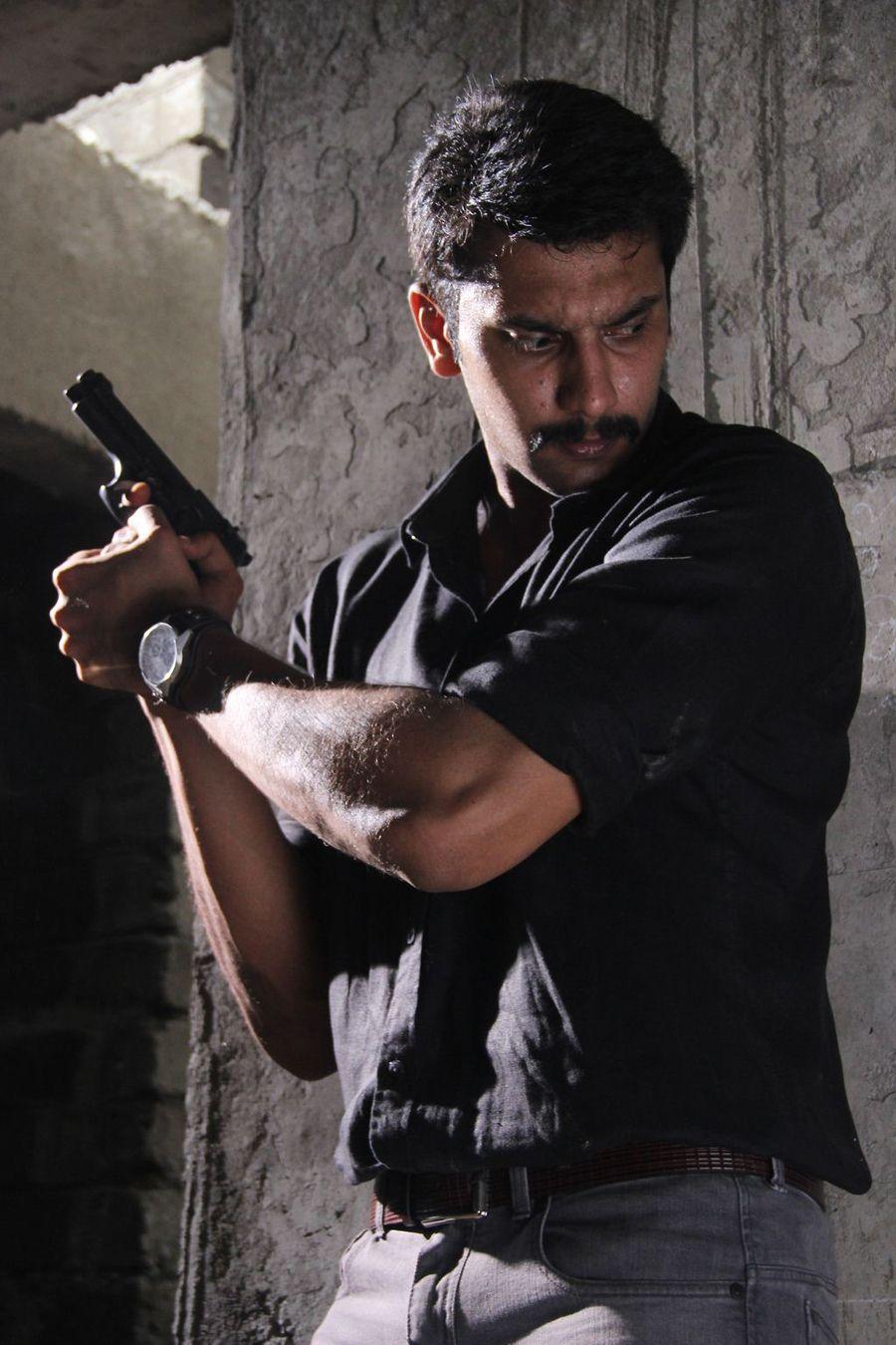 Aarathu Sinam Movie Photos