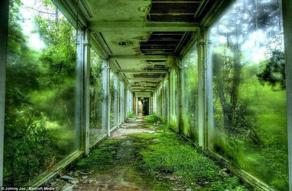 Abandoned Places Underwater Pics