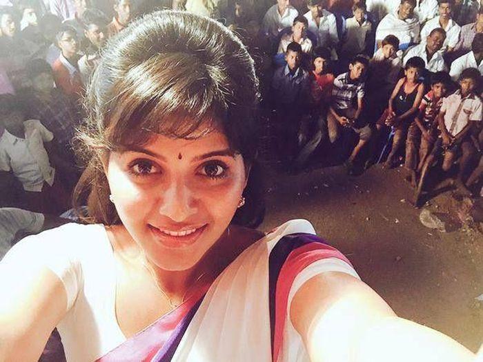 Actress Anjali Instagram photos