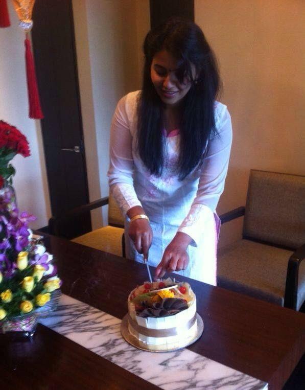 Actress Anjali Rare and Unseen Photos