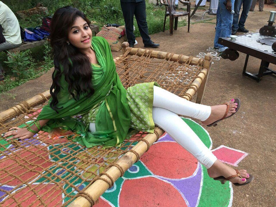 Actress Anjali Rare and Unseen Photos