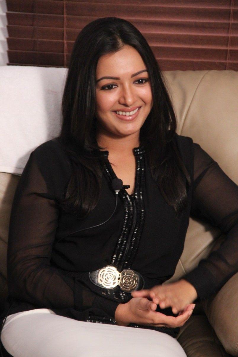 Actress Catherine Tresa Beautiful Stills