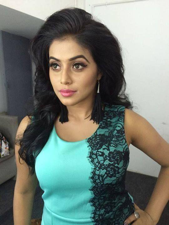 Actress Poorna rare and unseen photos