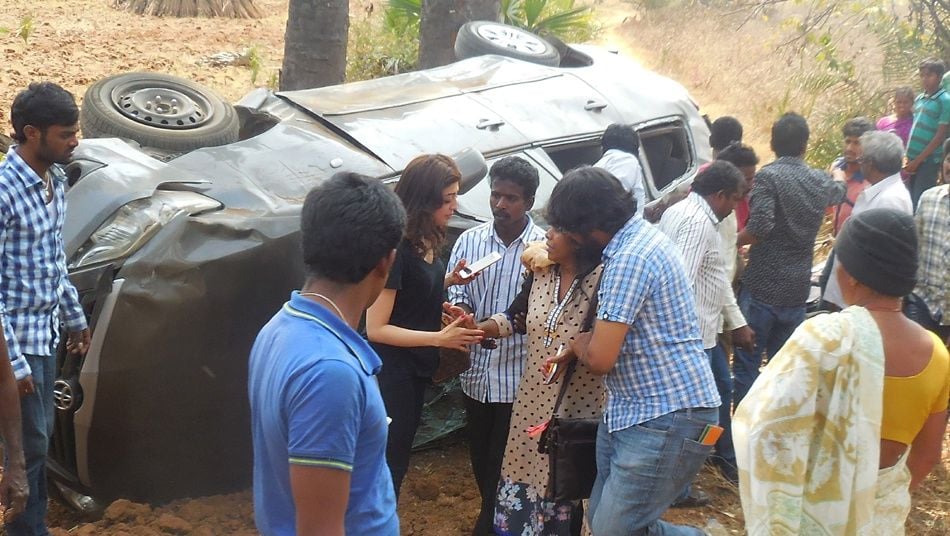 Actress Pranitha Car Accident Photos