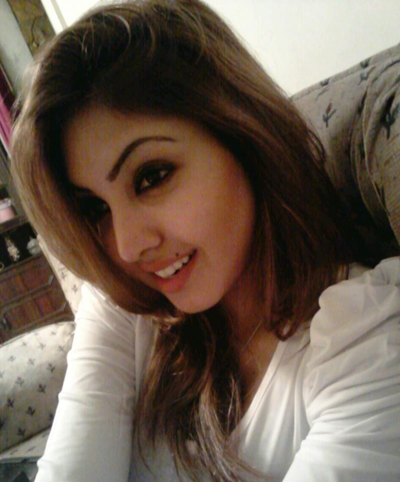 Actress Without Make Up Photos