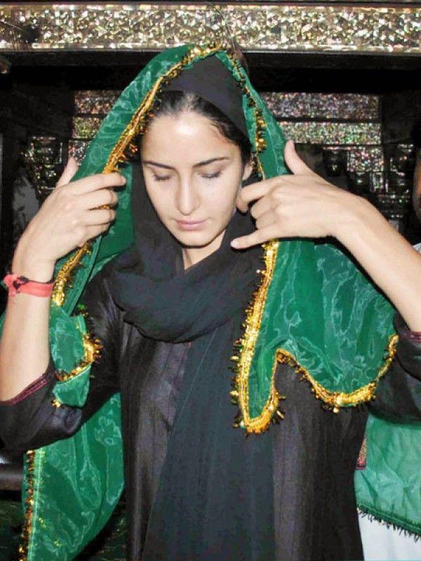 Actress Without Make Up Photos