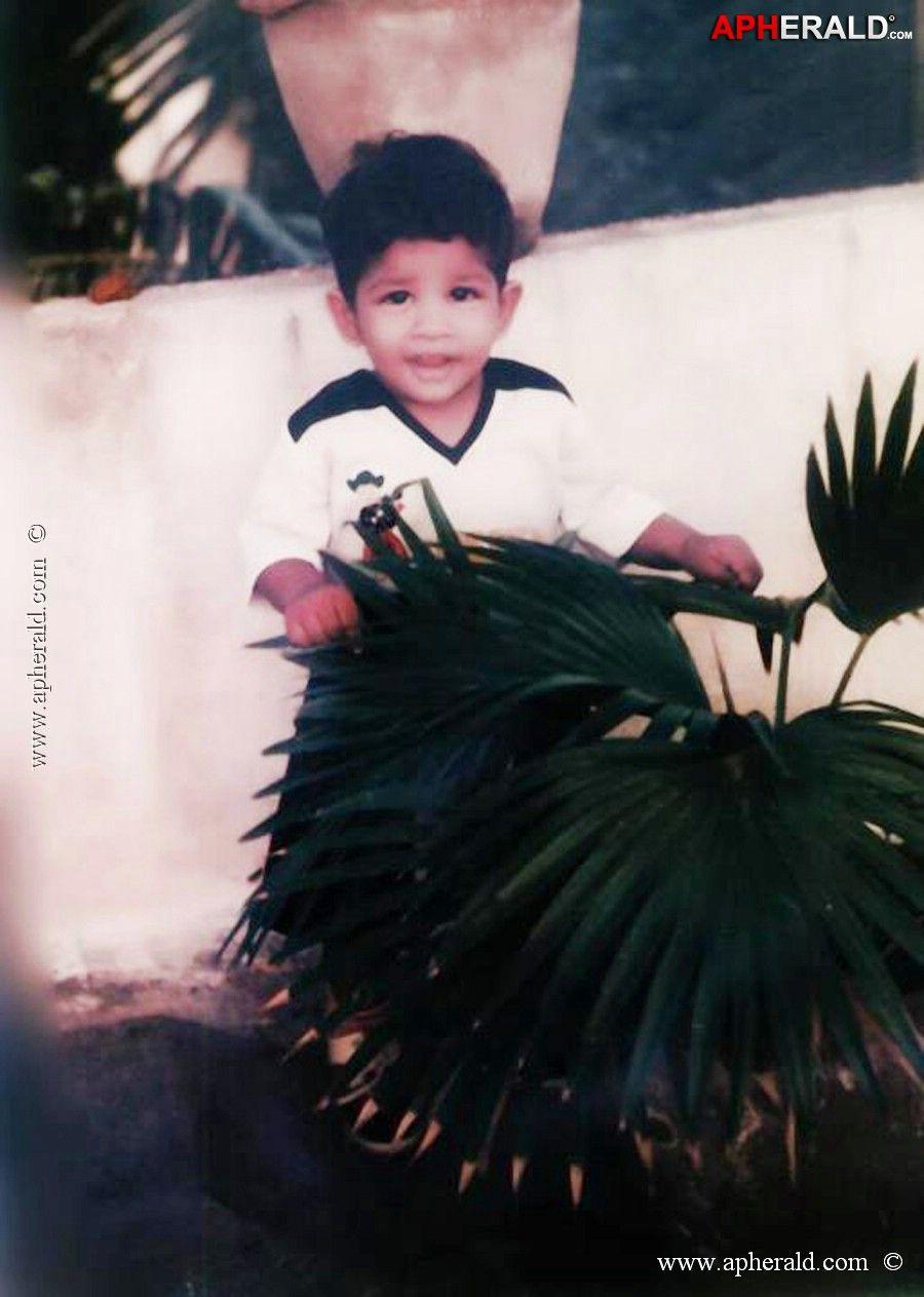 Allu Arjun Childhood Photos