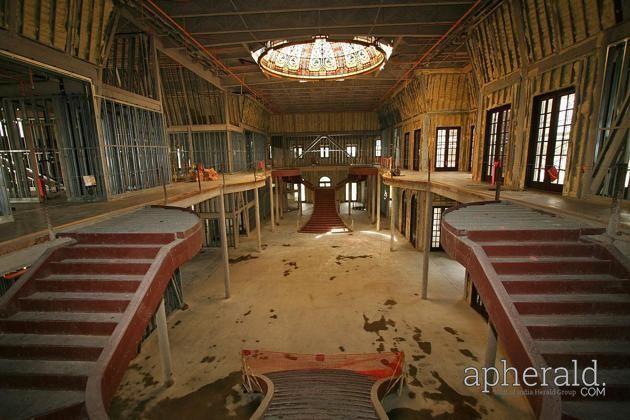 America s biggest house Photos