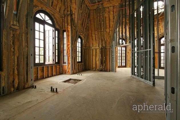 America s biggest house Photos