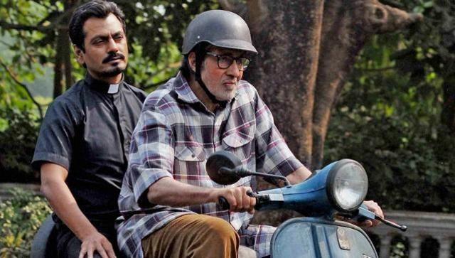 Amitabh Bachchan Riding Scooter On Roads of Kolkata