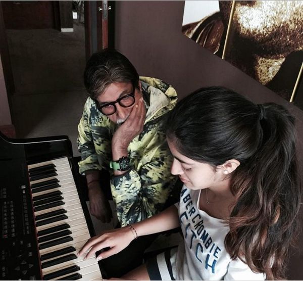 Amitabh Bachchan's Grandaughter Navya Again Goes Viral For These Pictures