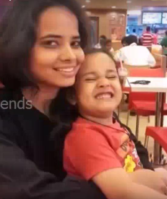 Anchor Anasuya Sister Vaishnavi Photos