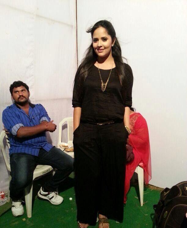Anchor Anasuya Unseen Stills