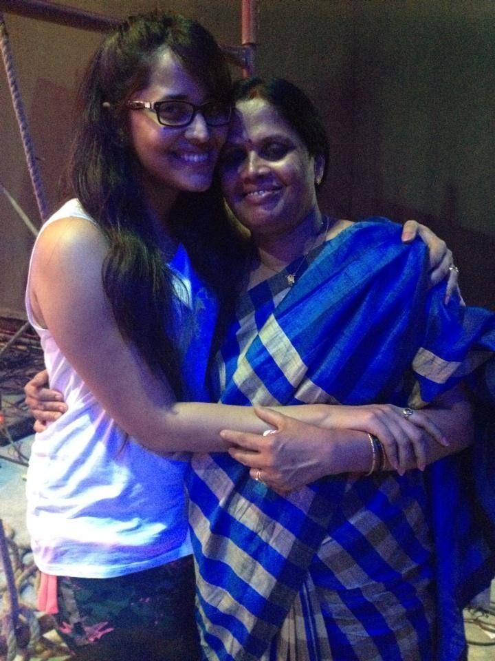 Anchor Anasuya Unseen Stills