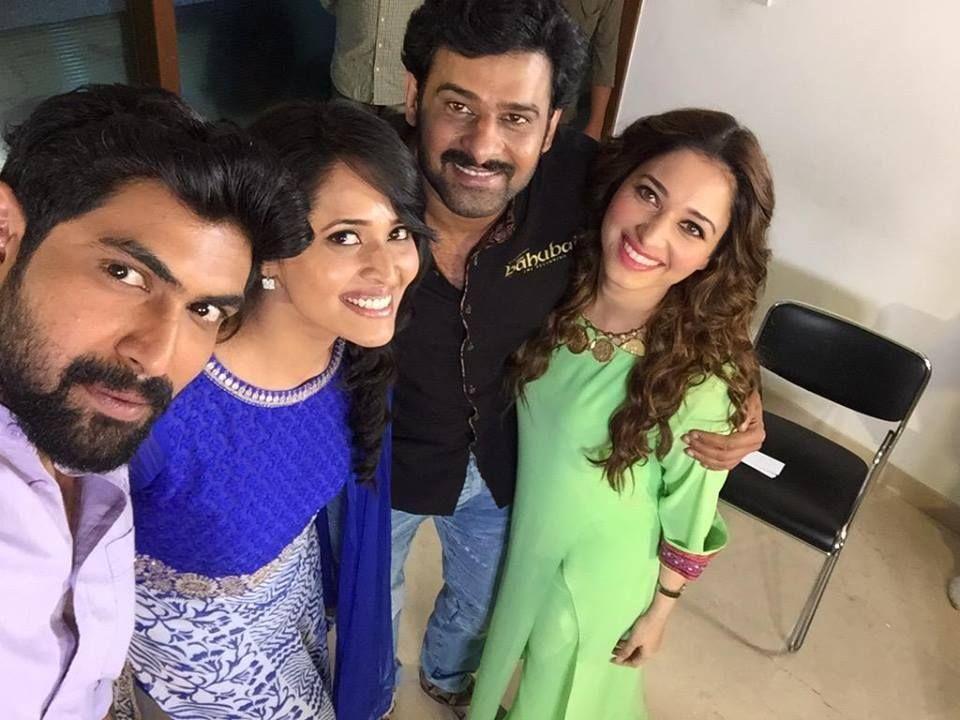 Anchor Anasuya With Brilliant Stars Photos