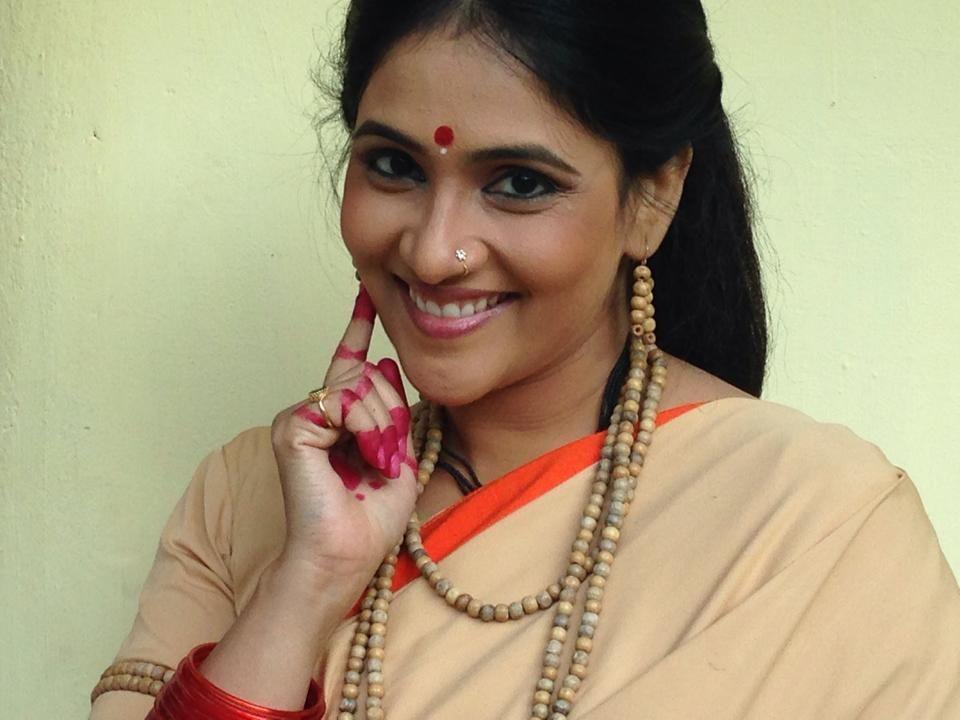 Anchor Gayatri Bhargavi Rare & Unseen Photos