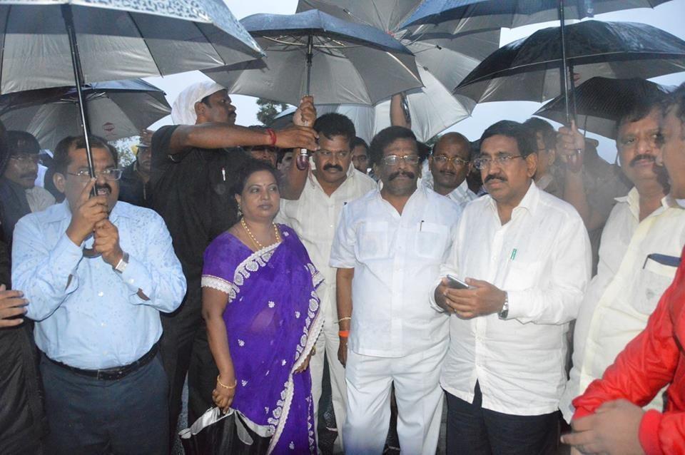 Andhra Ministers Visited The Flood Affected Area Photos