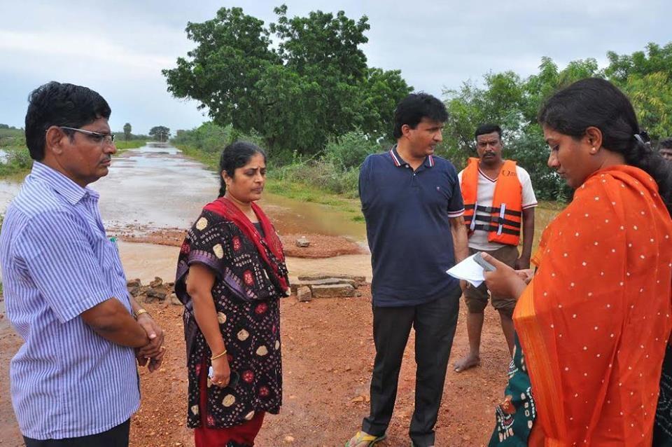 Andhra Ministers Visited The Flood Affected Area Photos