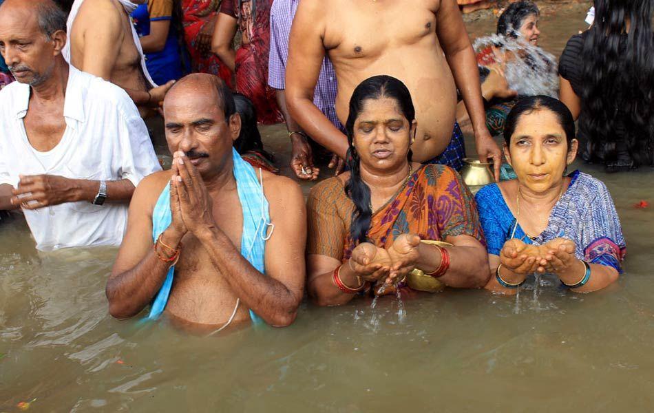 AP Godavari Maha Pushkaram Photos