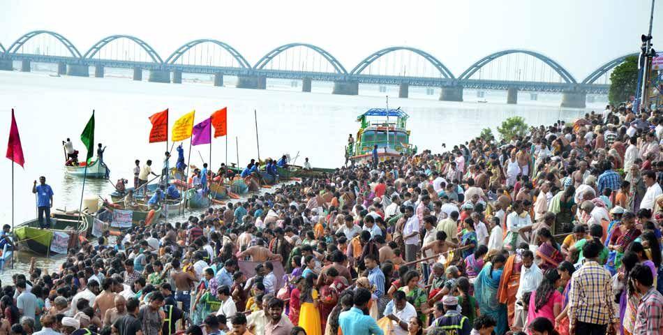 AP Godavari Maha Pushkaram Photos