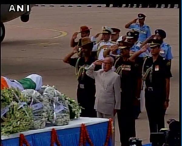 apj Abdul kalam dead Boday Images At Palam Airport