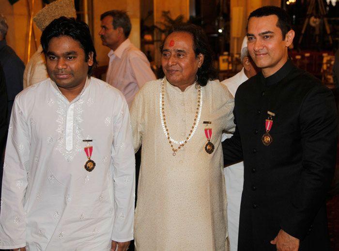 BIRTHDAY SPECIAL: Ar Rahman Rare & Unseen Photos