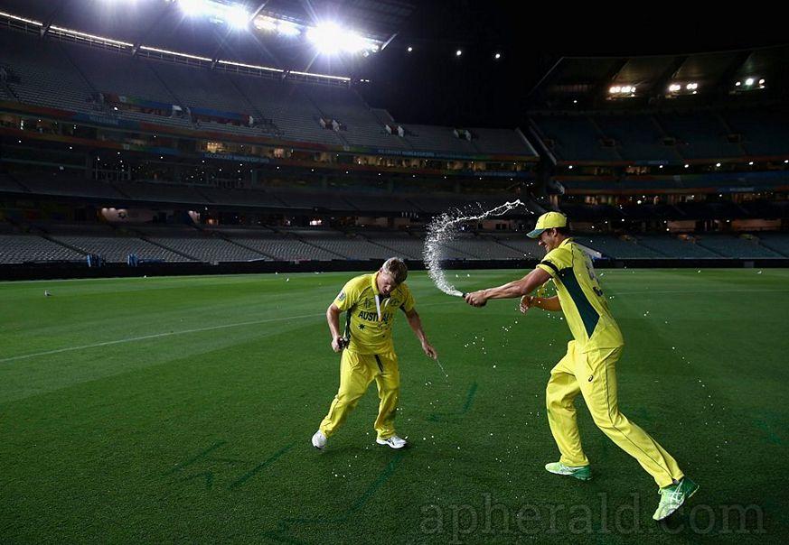  Australia Team celebrated their World Championship Photos