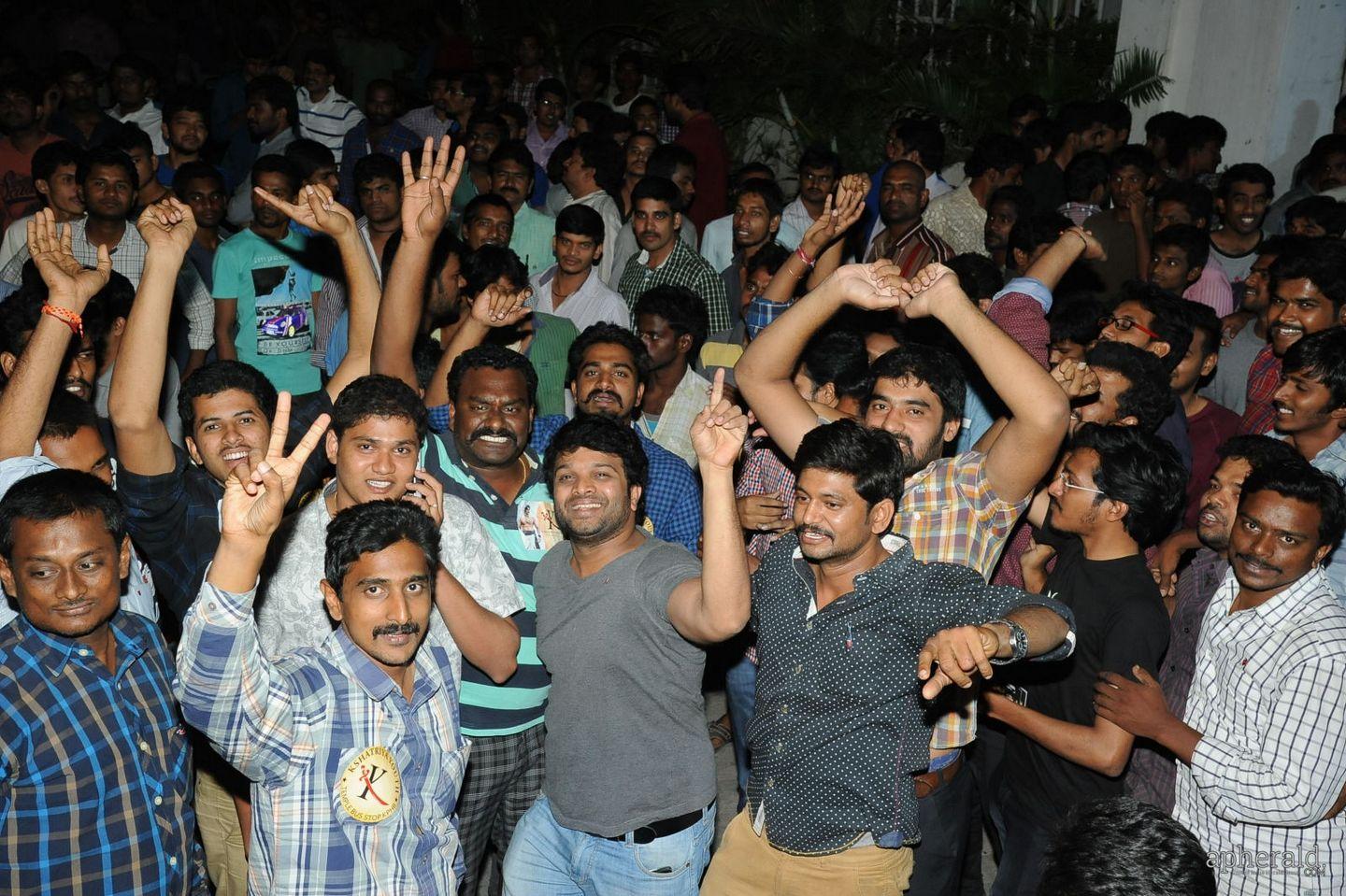 Baahubali Hangama In Sriramulu Theater