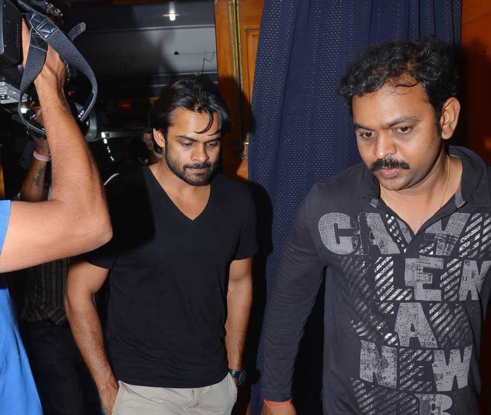 Baahubali Hangama in Sriramulu Theatre Photos