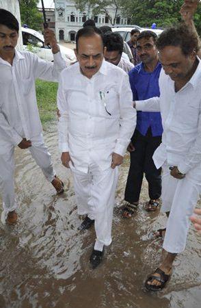 Heavy Rains at Hyderabad Photos