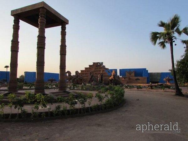 Bahubali Movie Amazing Sets