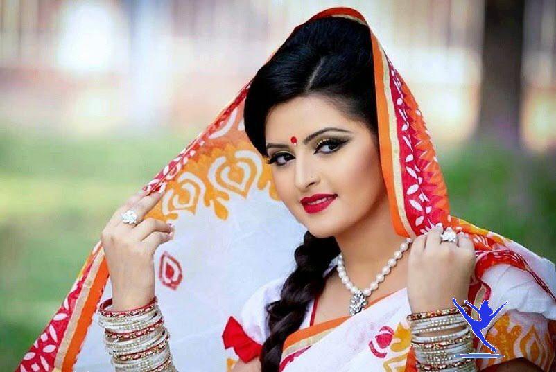 Bangladesh Actress Pori Moni Rare & Unseen Photos