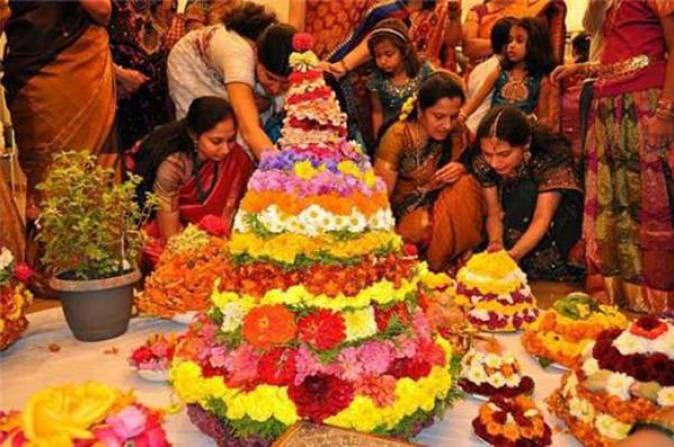 Bathukamma Celebrations at Tankbund Photos