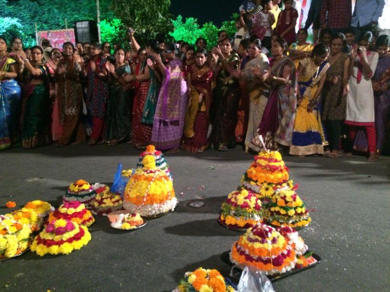 Bathukamma Celebrations at Tankbund Photos