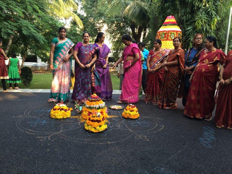 Bathukamma Celebrations at Tankbund Photos