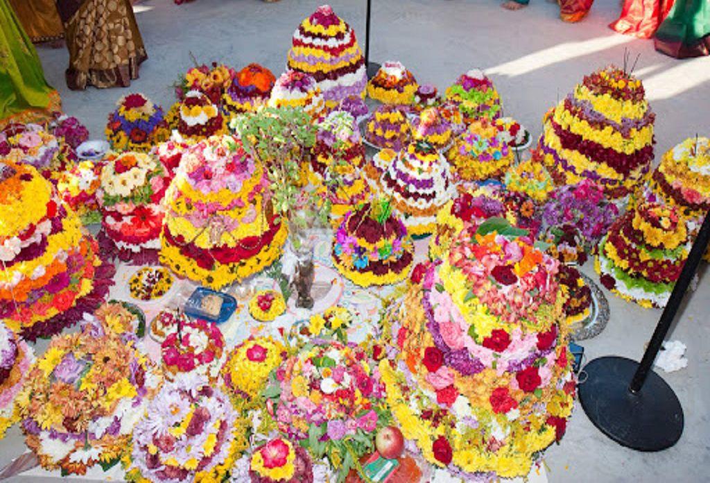 Bathukamma Celebrations at Tankbund Photos