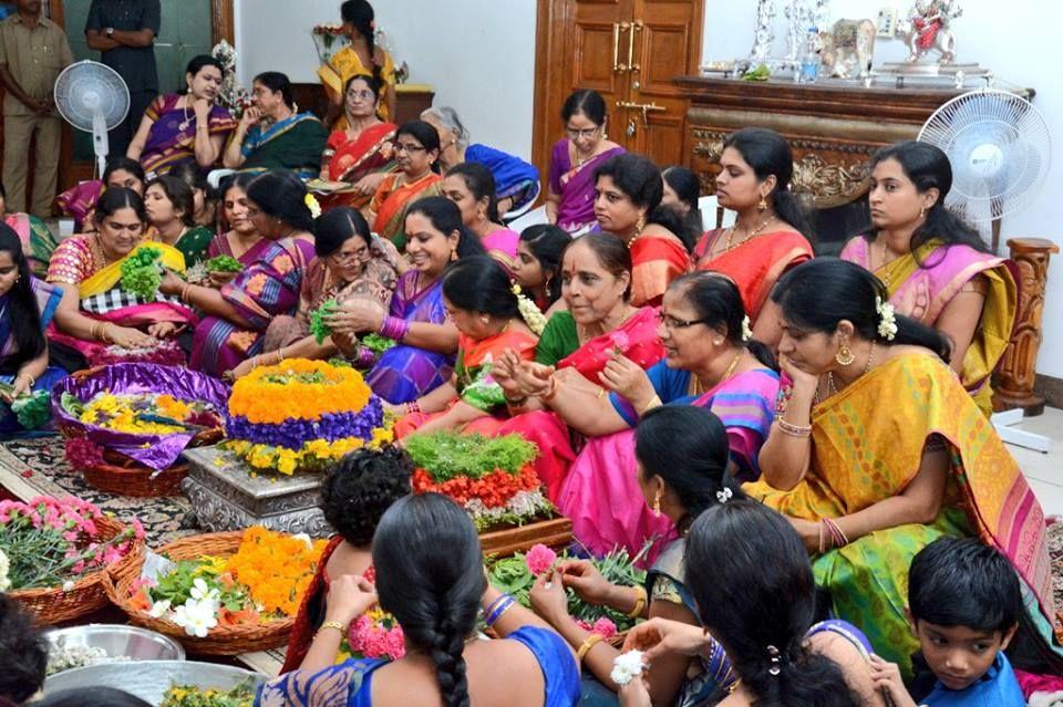 Bathukamma Celebrations at Tankbund Photos