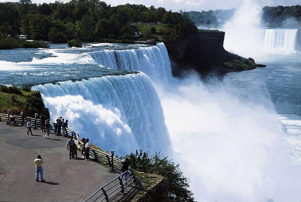 Beautiful Niagara Falls In Canada