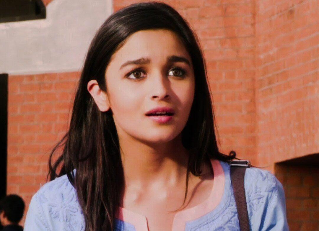 Birthday Special: Alia Bhatt Rare & Unseen Photos Collections