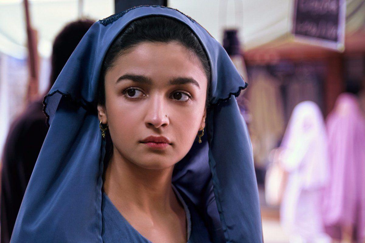 Birthday Special: Alia Bhatt Rare & Unseen Photos Collections
