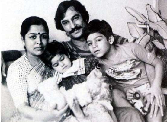 Bollywood Stars Family Unseen Pics