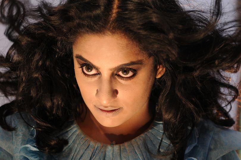 Calling Bell Movie Stills